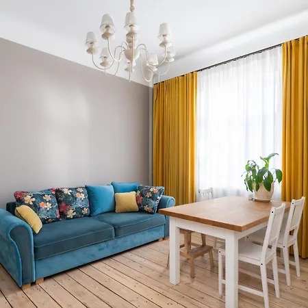 Families & Groups - 3 Bedrooms - 8 Guests Apartament *