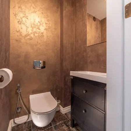 Families & Groups - 3 Bedrooms - 8 Guests Ryga