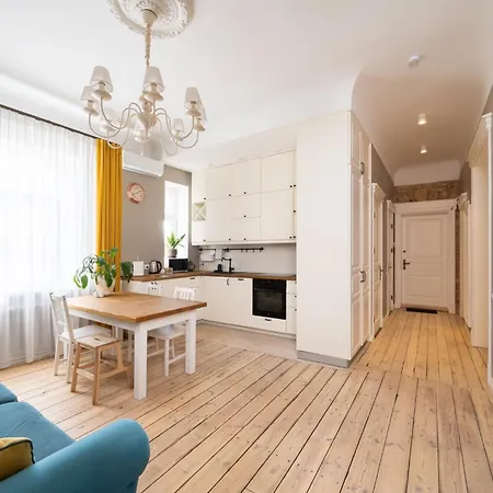 Feels Like 3br Old 5 Min Sleeps 8 * Riga