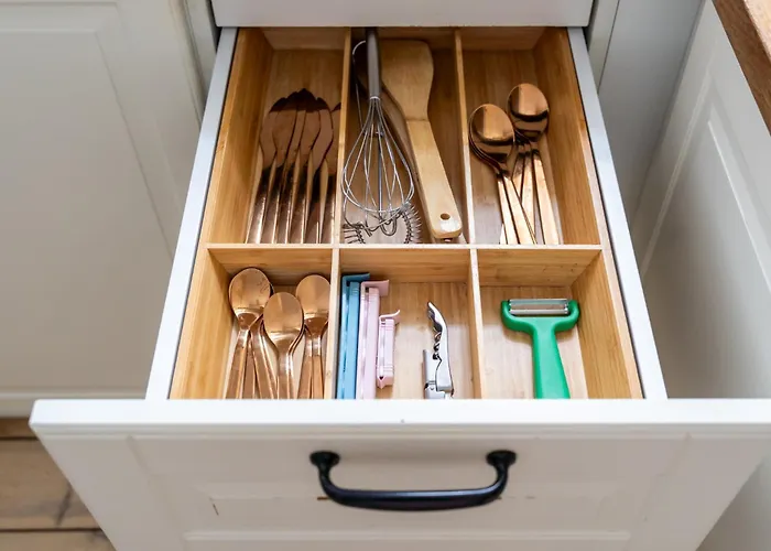 Families & Groups - 3 Bedrooms - 8 Guests